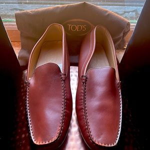 Tods driving moccasins brand new